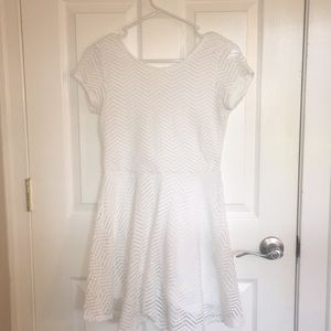 Aéropostale Short Sleeve White Dress